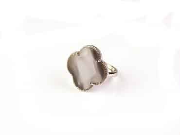 model Fiori ring zilver grijze klaver - Ring