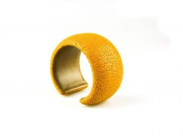 armband in roggenleder 40 mm breed kleur saffran - Bangle
