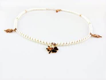 model Filo ketting witte pareltjes en zilveren klavers roze verguld - Armband