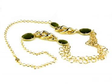 model Chanel collier in brons goudkleurige schakels en groene stenen - Armband