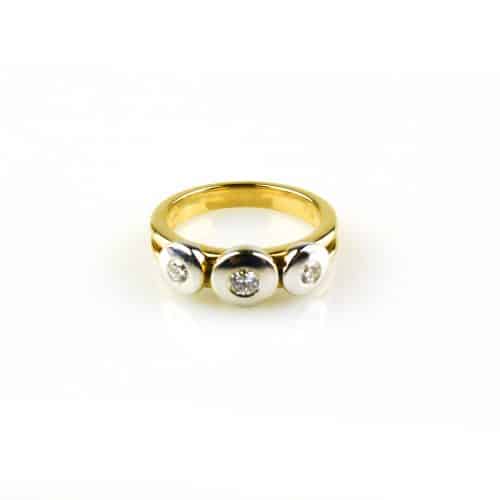 ring in geel en wit goud gezet met diamant - Ring