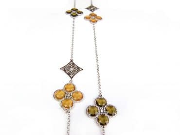 Lange zilveren collier halsketting Model Sugary Sweetness gezet met bruine stenen - Medaillon