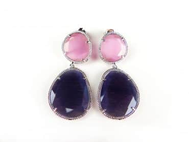 Zilveren oorringen oorbellen Model Inspiring gezet met roze en blauwe stenen - Oorbel