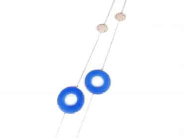 zilveren halssnoer halsketting collier blauwe en roze stenen