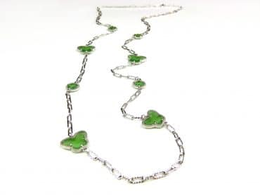 lange zilveren halsketting collier halssnoer gerhodineerd Model Vlinder en Bol met groene stenen