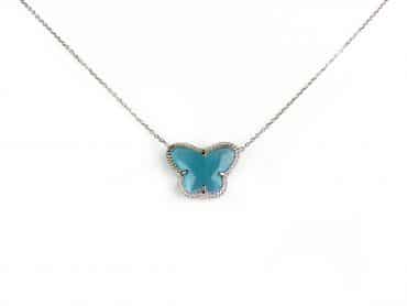 korte zilveren halsketting halssnoer collier gerhodineerd Model Vlinder met turkoois blauwe steen