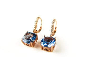 Zilveren oorringen oorbellen met blauwe vierkante steen en cubic zirconia