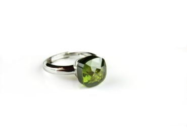 Ring in zilver model pomellato kaki groene steen