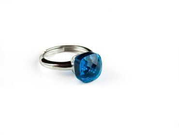 Ring in zilver model pomellato donker blauwe steen