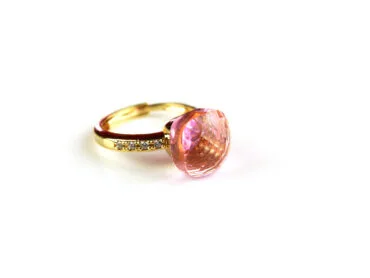 Ring in zilver geelgoud verguld model Pomellato met roze steen en cubic zirconia