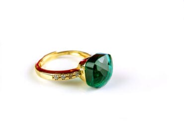 Ring in zilver geelgoud verguld model Pomellato met groene steen en cubic zirconia